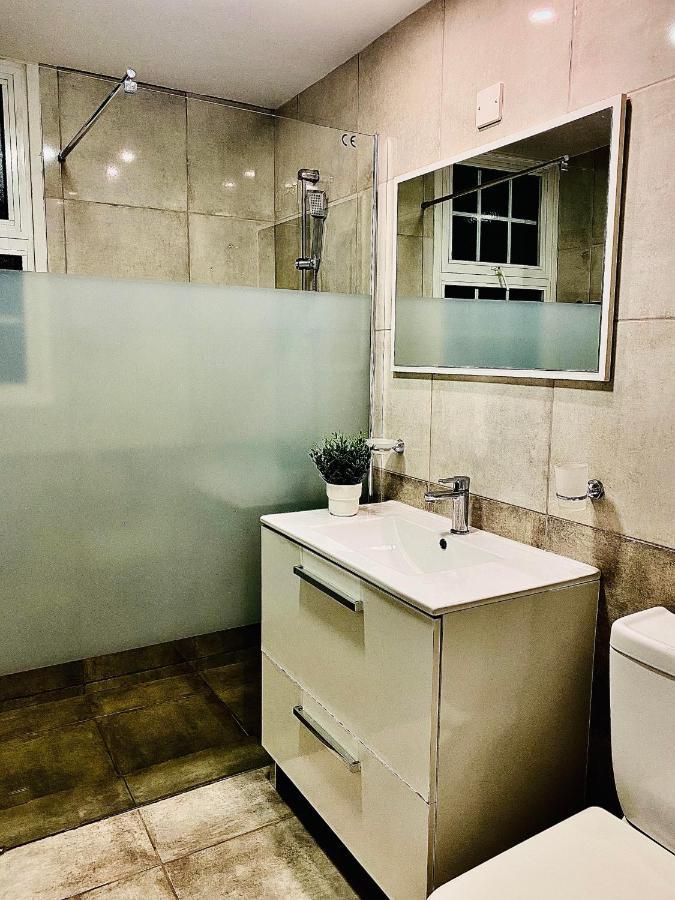Grace House Villa Пила Екстериор снимка